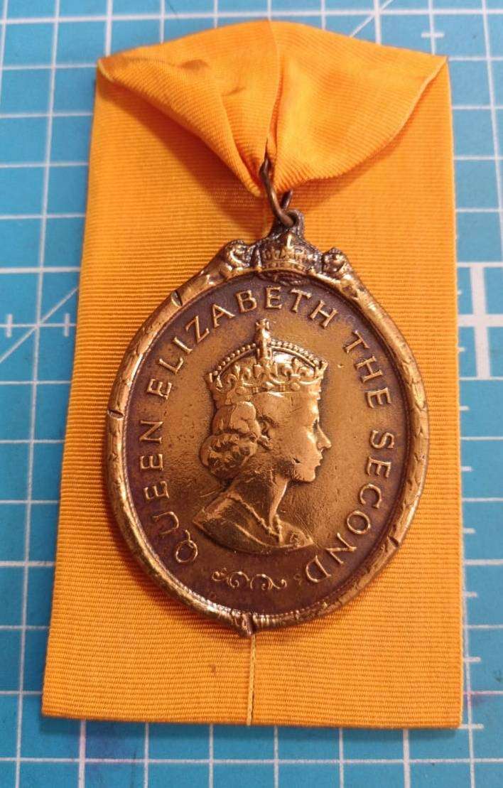 Commonwealth - Kenya's Chief Medal ( Queen Elizabeth )