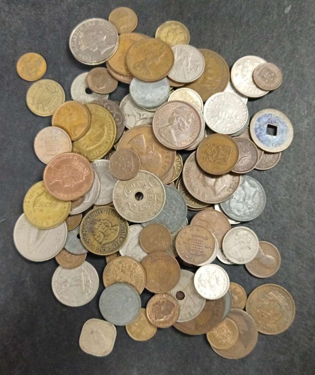 Mixed lot of 100 coins