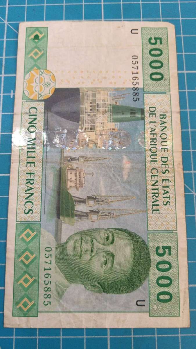 Central Africa 5000 francs note - R1 start!!!!!!!