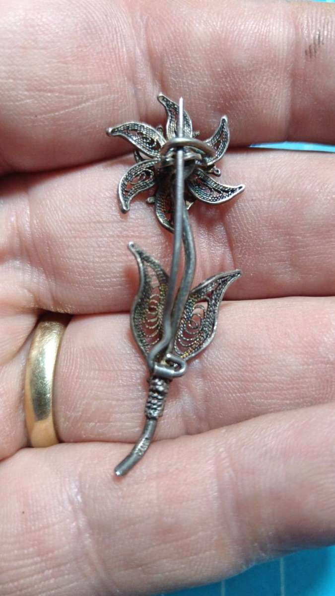 Vintage silver brooch