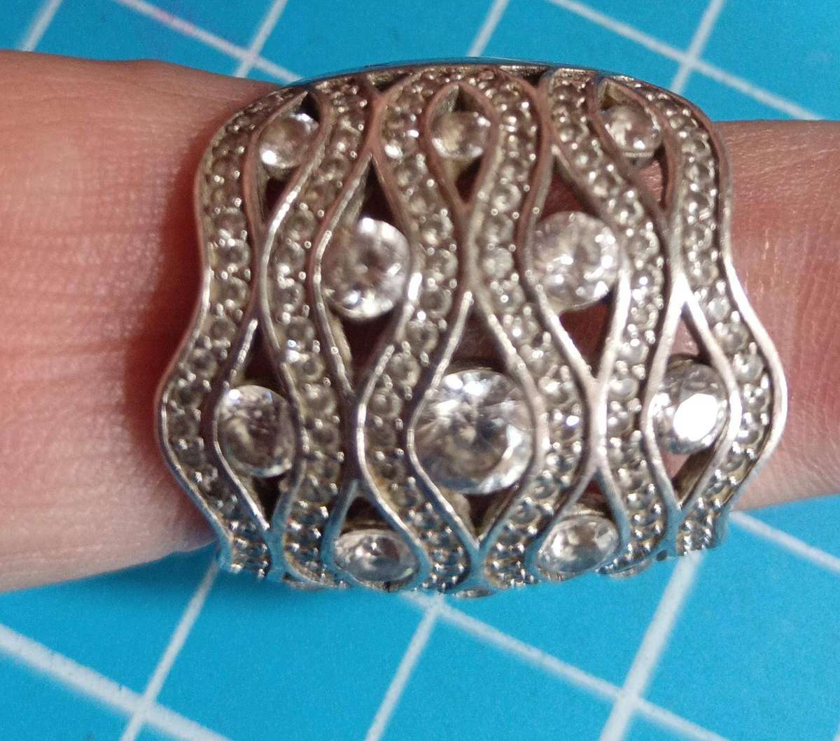 Collection of 5 x sterling silver rings