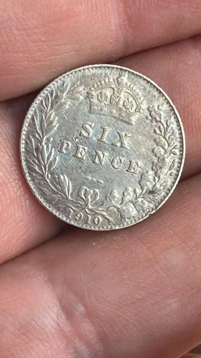 1910 6 pence - silver coin