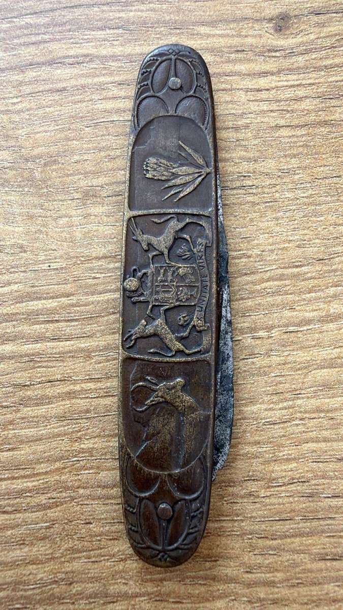 Jan van Riebeeck pocket knife - used condition