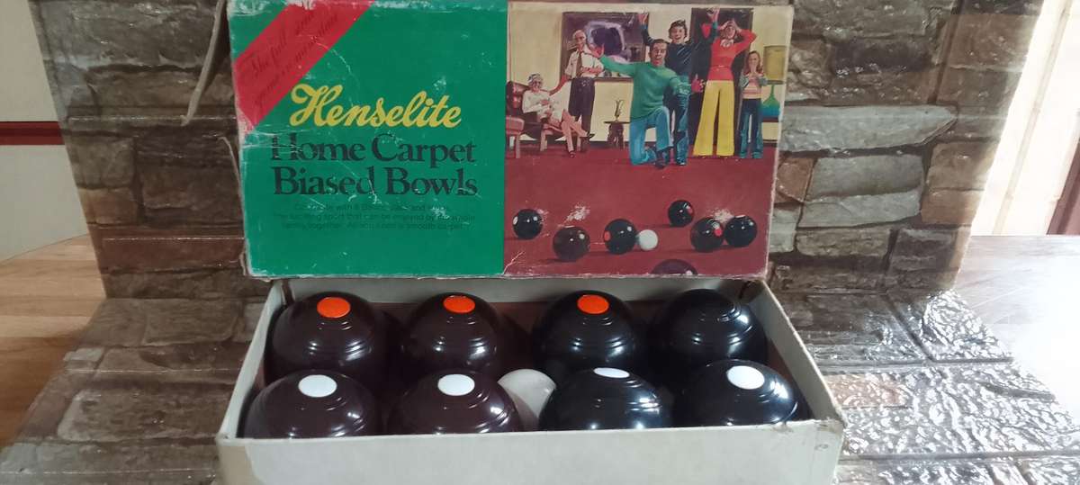vintage home carpet bowls henselite