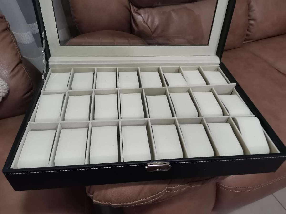 24 slot watch storage box