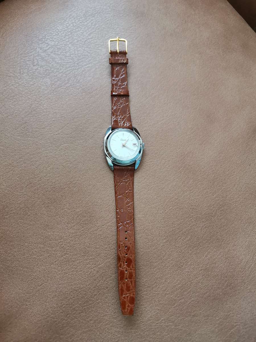 Vintage Agon mechanical watch *new old stock *