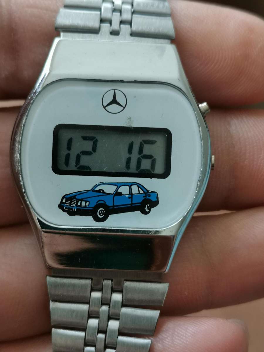 Vintage 1980s Mercedes Benz W124 watch