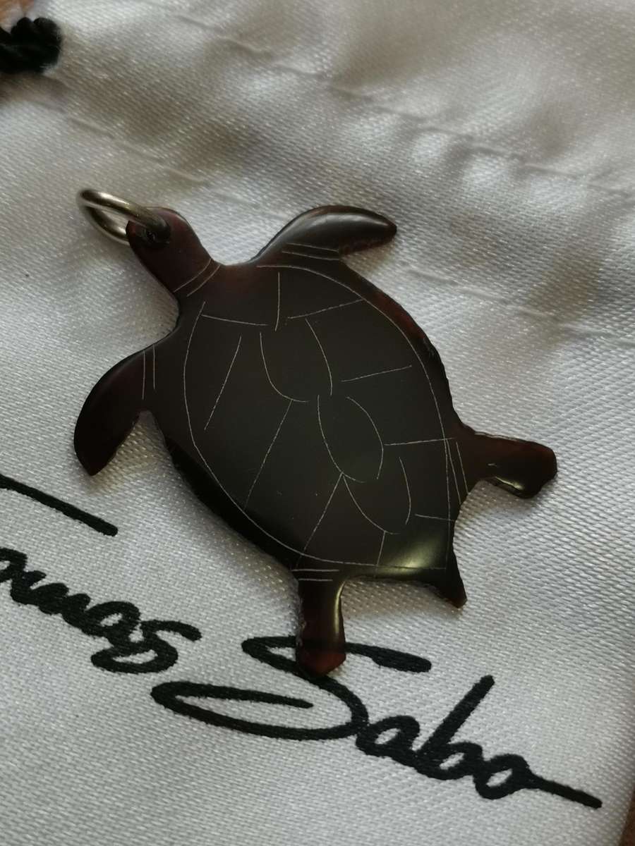 5 vintage collectible charms