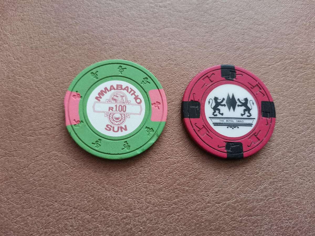 2 vintage casino chips