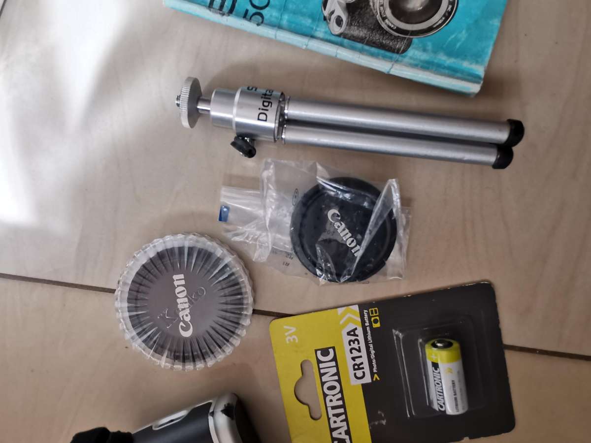 Canon Eos 500 n Sliver 35mm camera