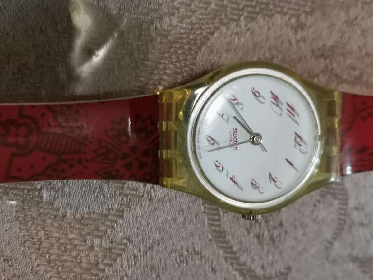 Vintage 1992 swatch baby face watch