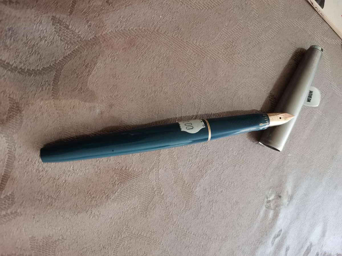 1961 parker vp Fountain pen new old stock 14k gold nib