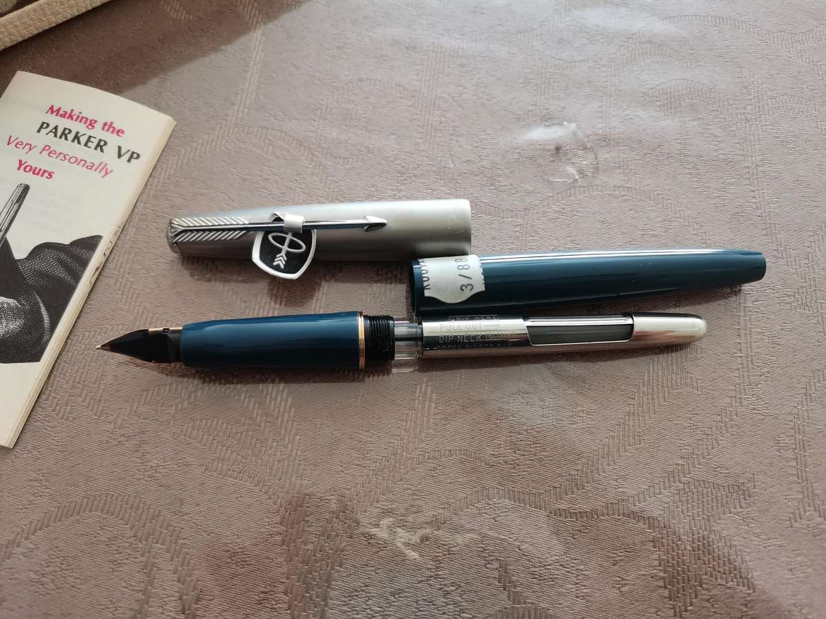 1961 parker vp Fountain pen new old stock 14k gold nib