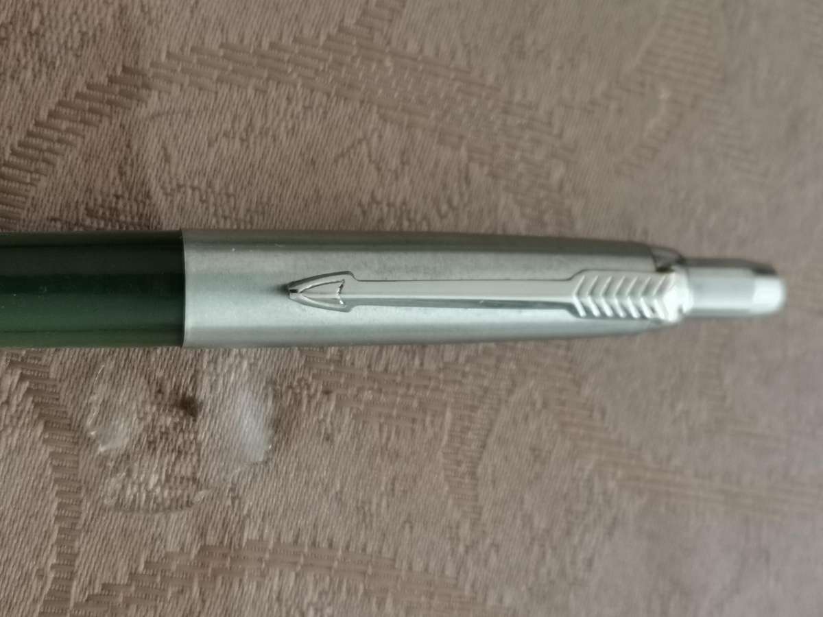 Lot of vintage collectible pens and pencils