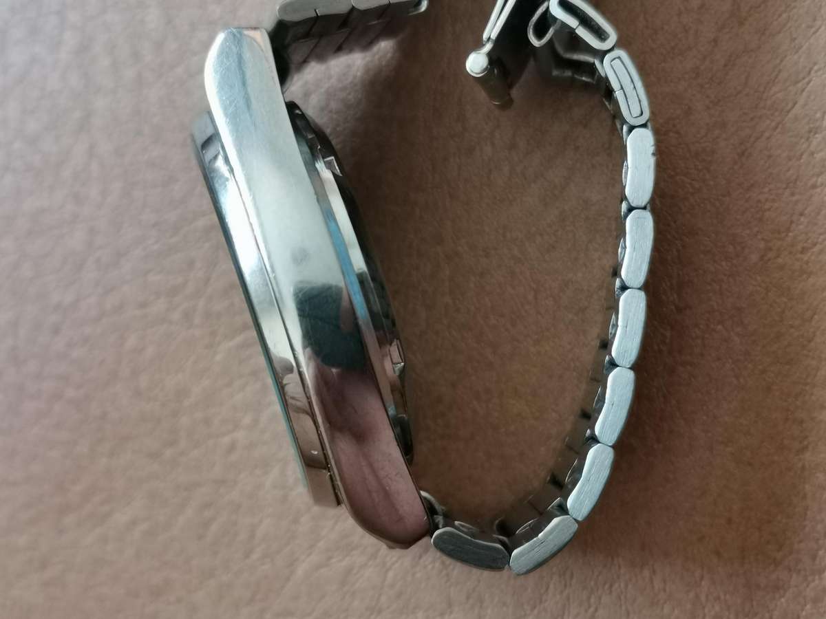 Vintage seiko 5 automatic mechanical watch