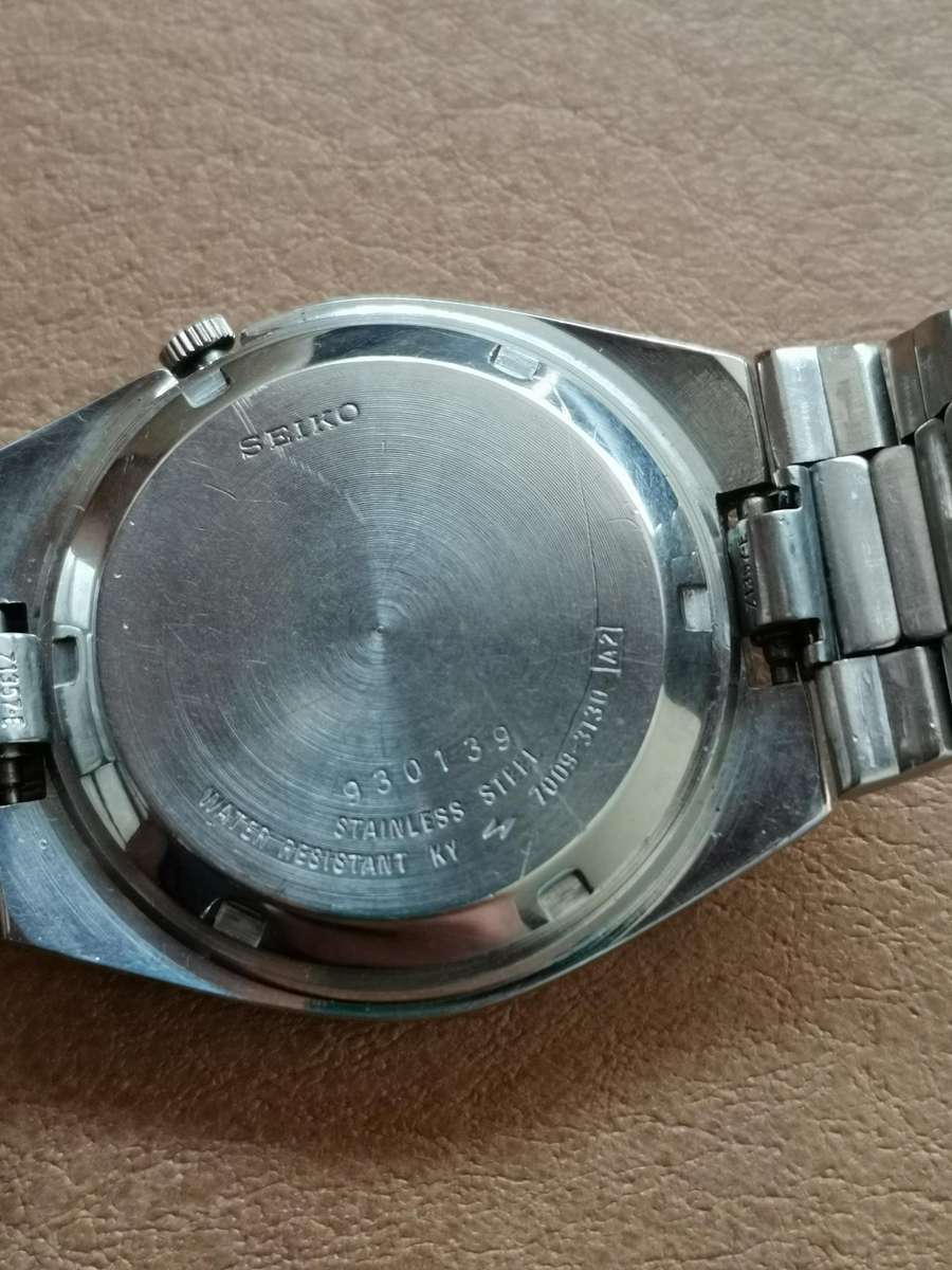 Vintage seiko 5 automatic mechanical watch