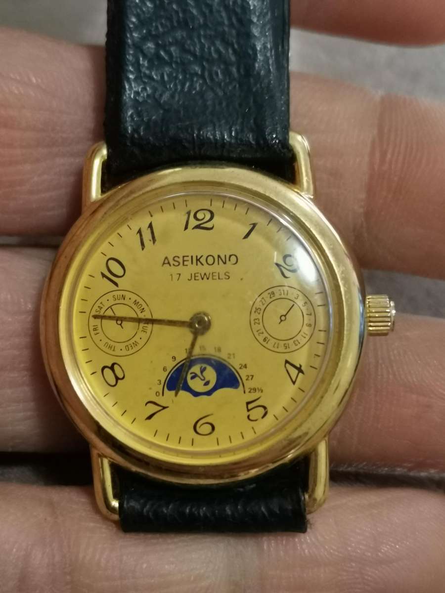 Lot of Mechanical vintage watches