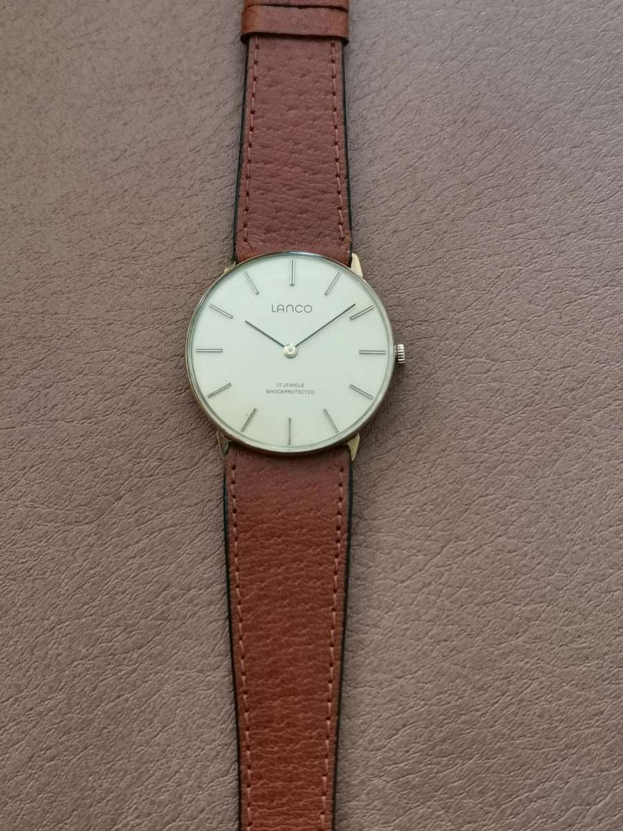 Vintage Lanco penny flat 17 jewels manual wind watch manual wind watch