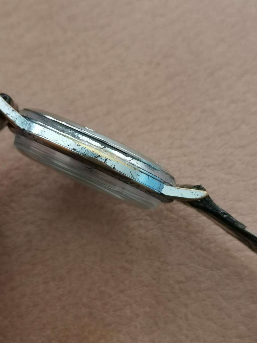 Vintage rotary calendar 21 jewels incabloc manual wind watch