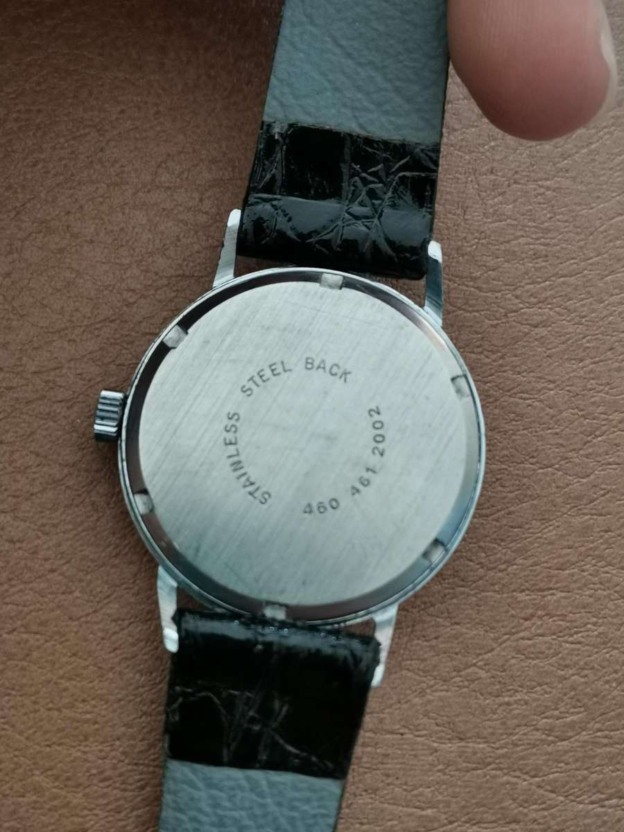 Vintage rotary avenger 17 jewels manual wind mechanical watch