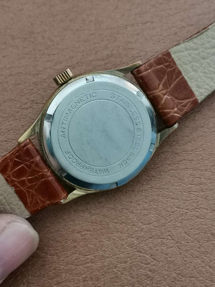 Vintage Lanco 17 Rubis Antichoc mechanical wind up watch