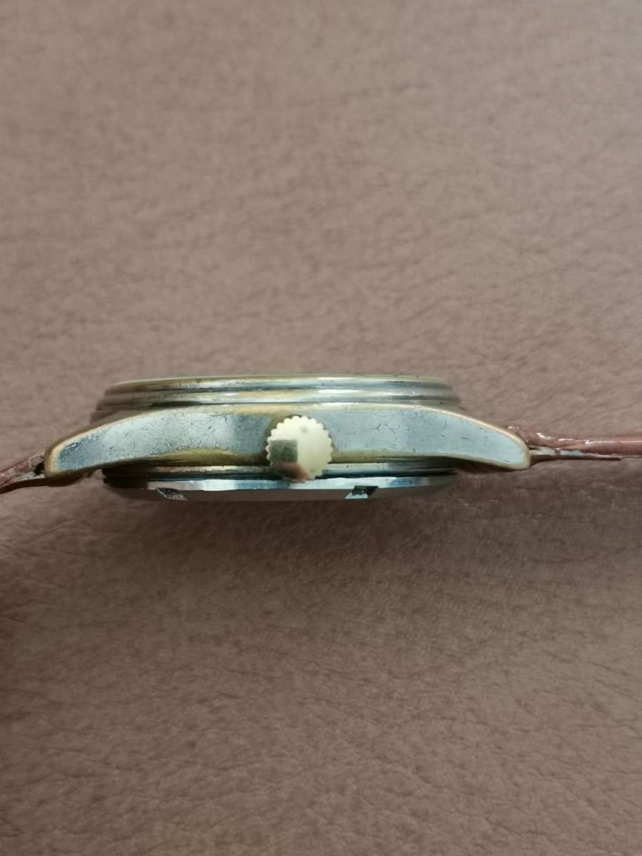 Vintage Lanco 17 Rubis Antichoc mechanical wind up watch