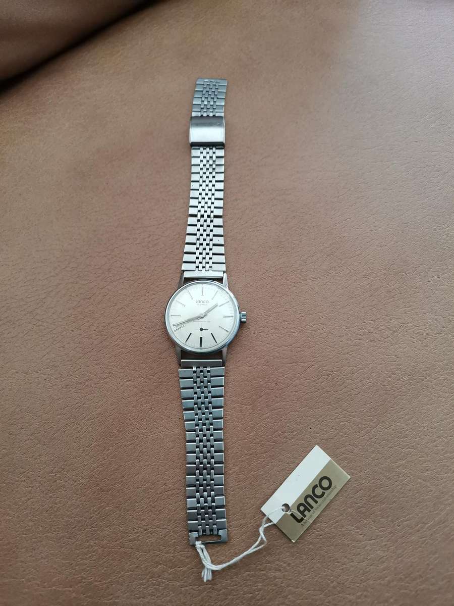 Vintage Lanco 15 jewels mechanical manual wind watch *like new*
