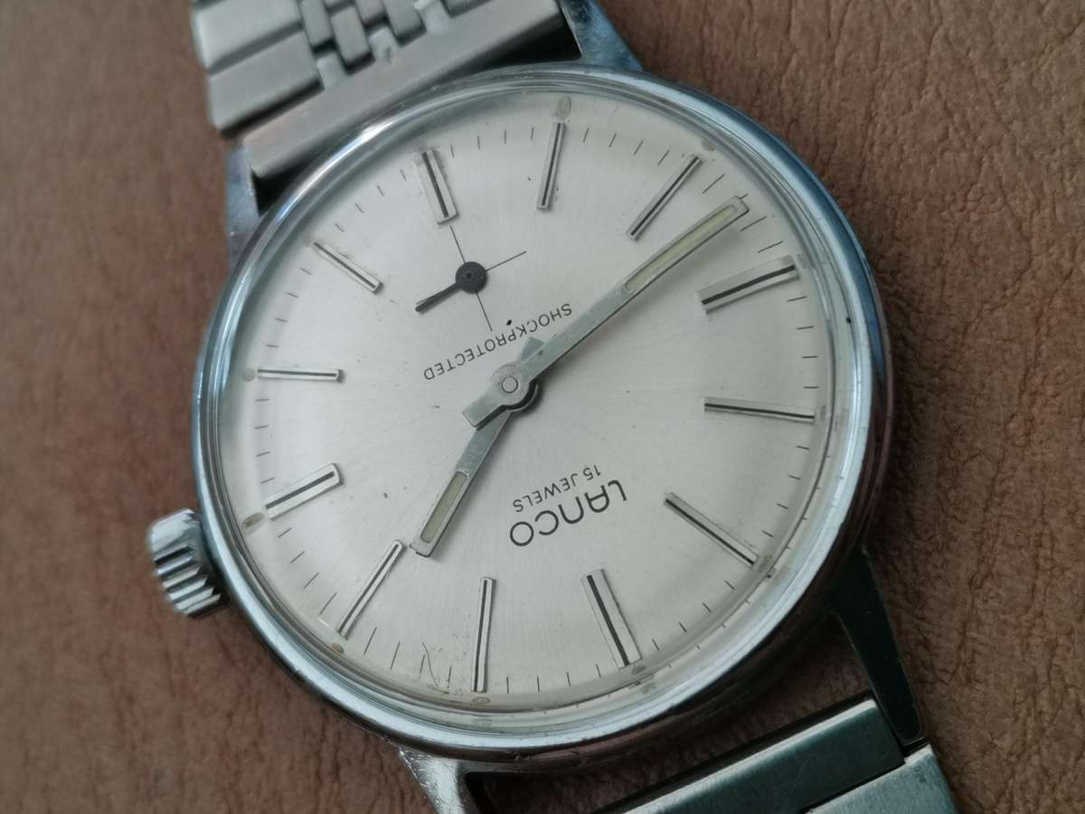 Vintage Lanco 15 jewels mechanical manual wind watch *like new*
