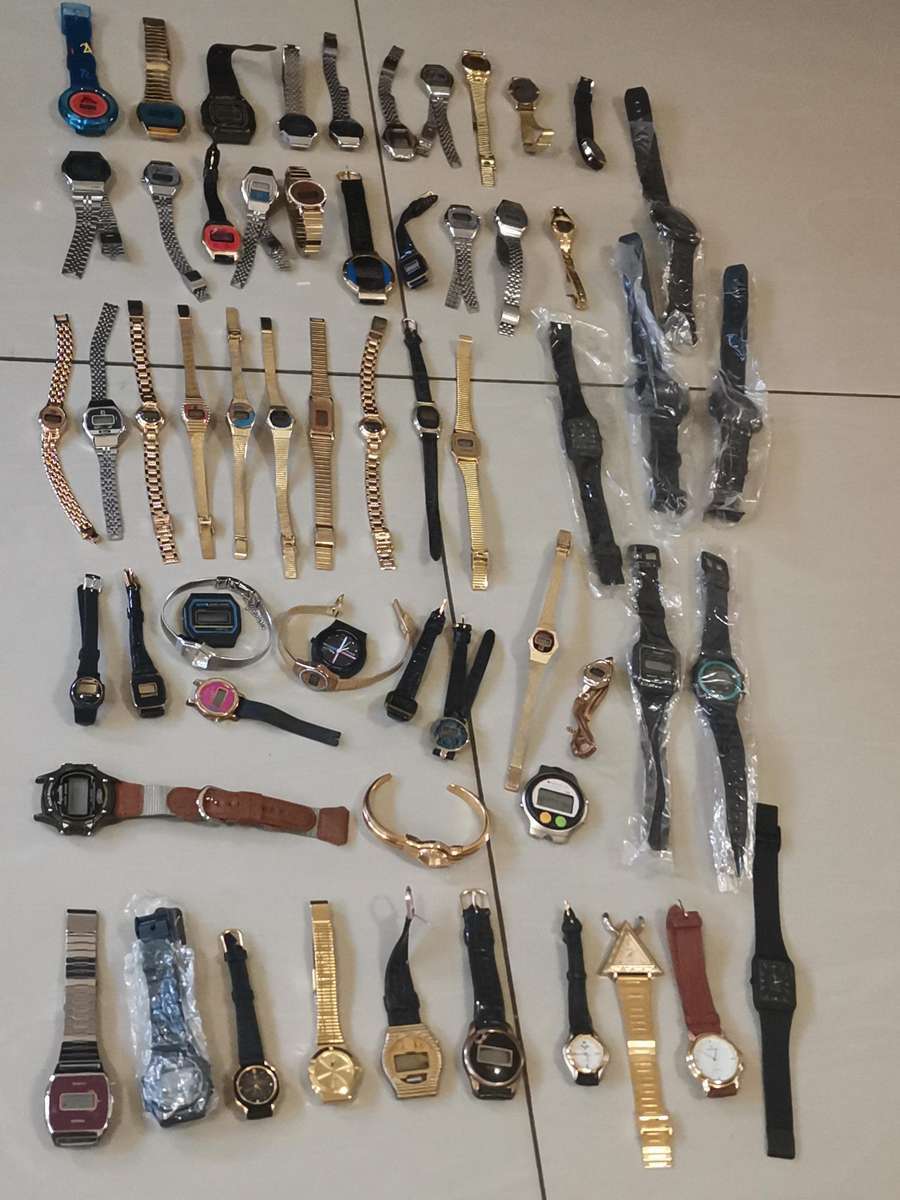 180 1990s new old stock quartz watches