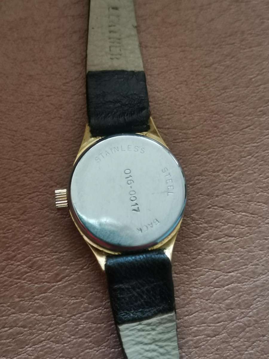 Vintage Lanco 17 jewels shockproteced ladies mechanical manual wind watch