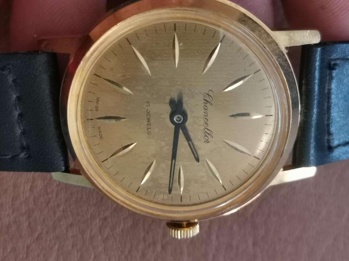 Vintage chancellor 17 jewels Swiss made mechanical manual wind watch