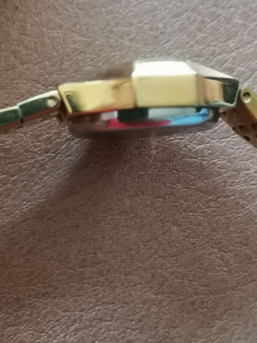 Vintage oris star 17 jewels manual wind mechanical ladies watch *like new*