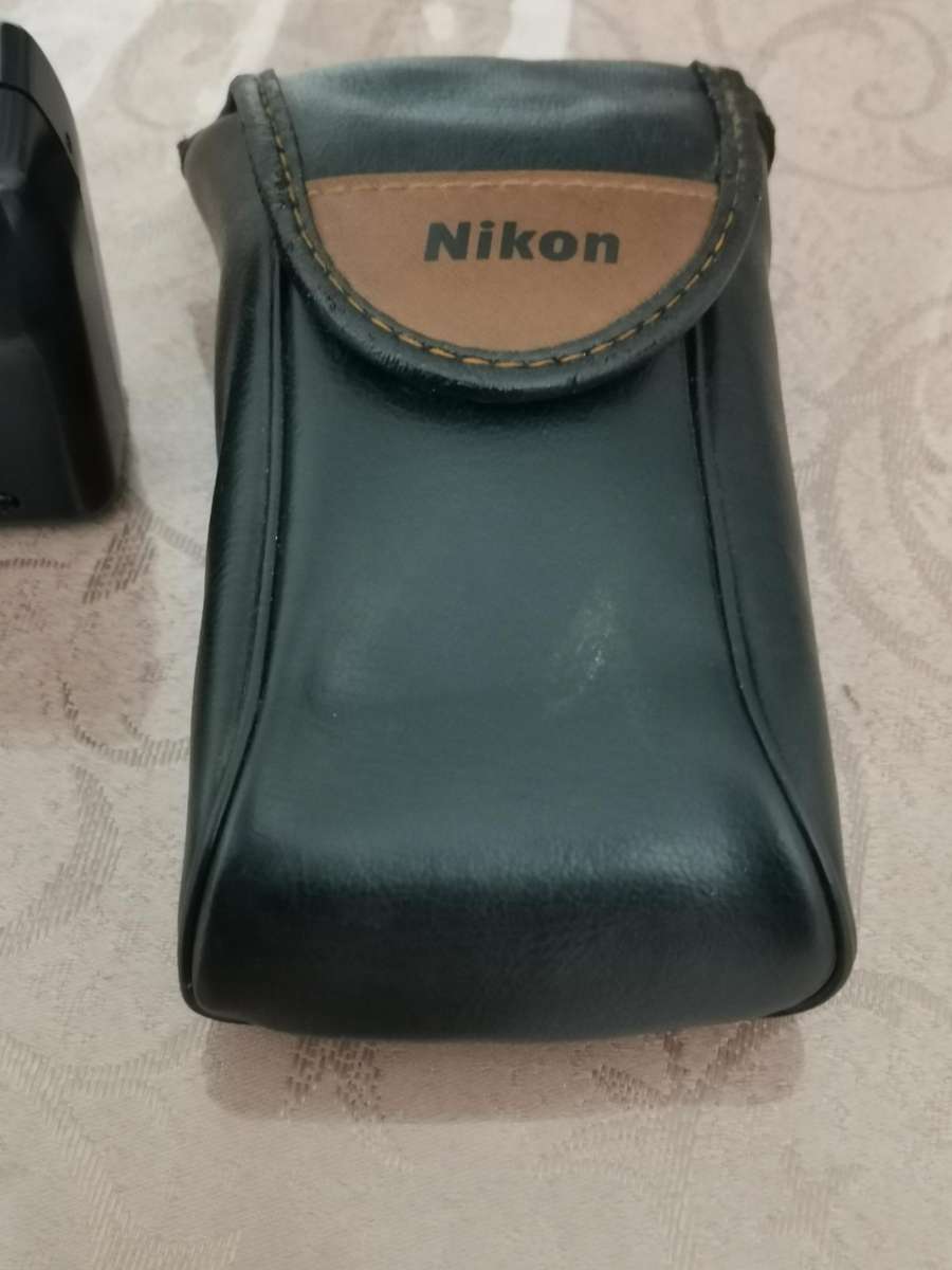 Nikon rf-10 35mm point and shoot camera