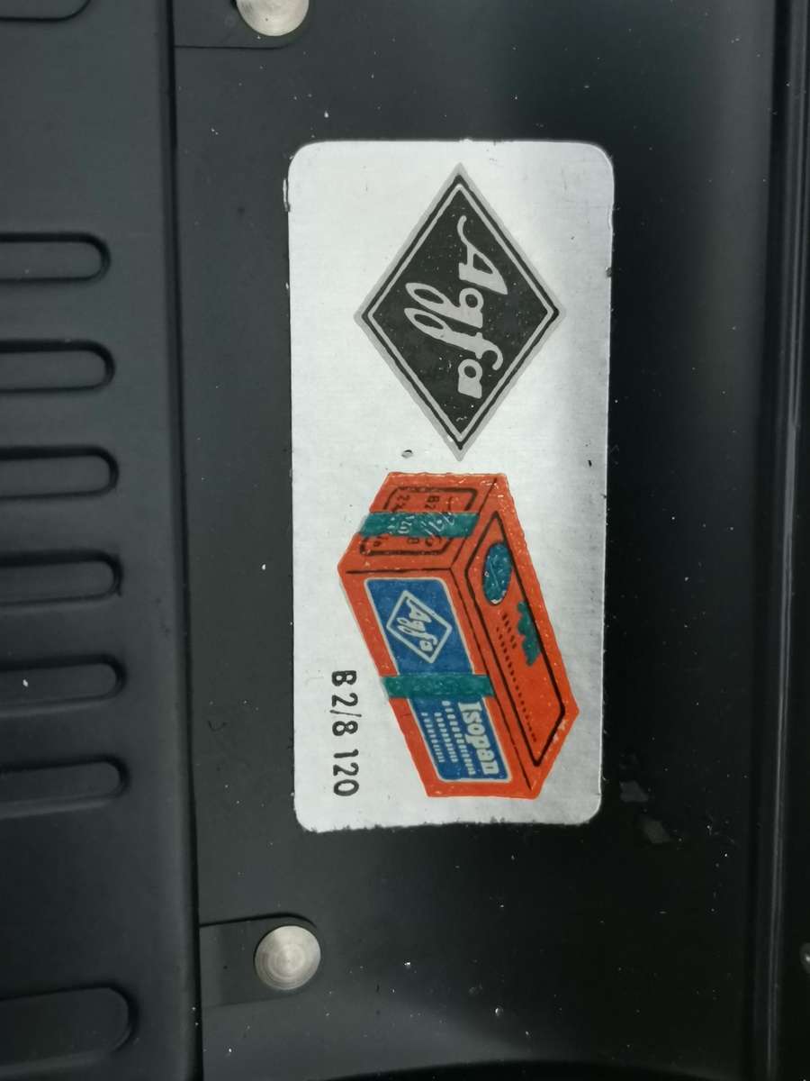 Vintage agfa isolette 6x6 120mm film Camera