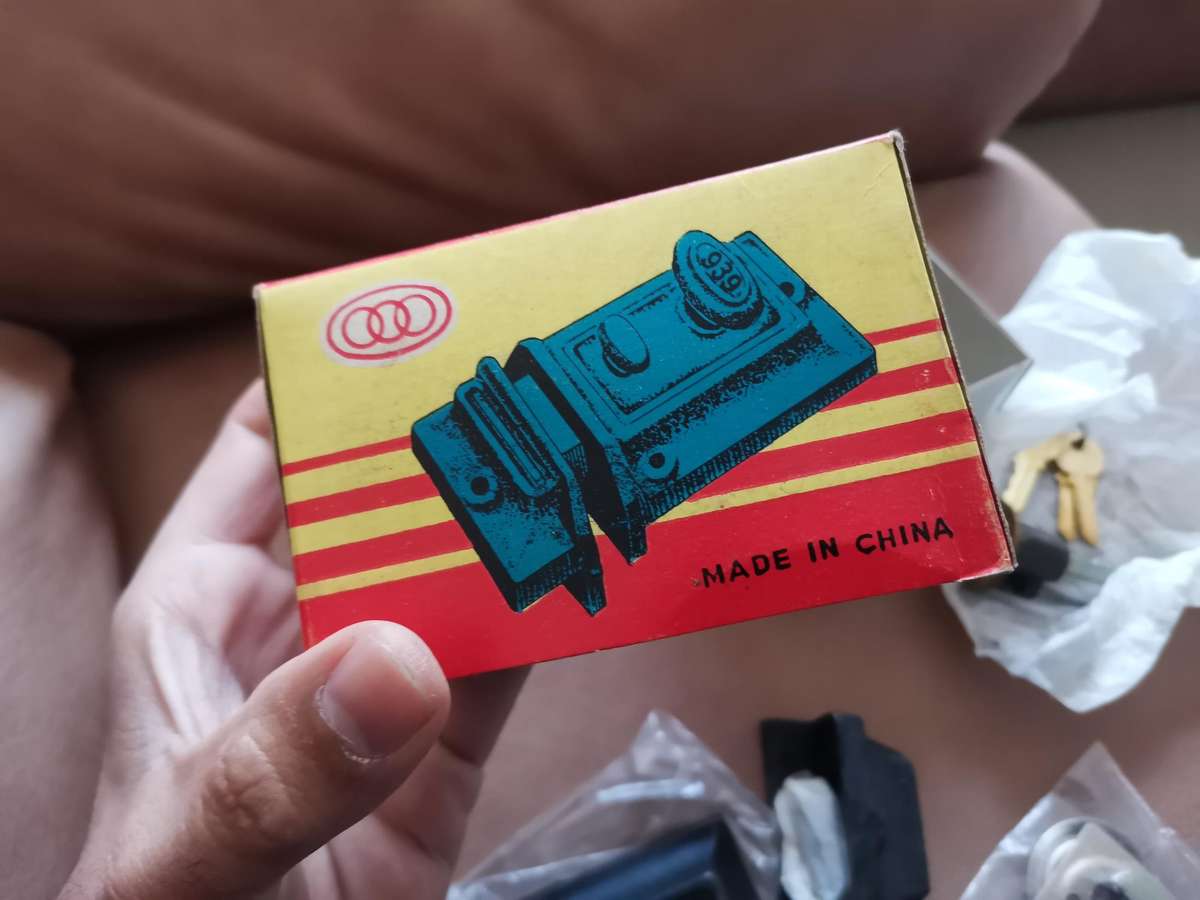 Vintage boxed new old stock tri circle night latch