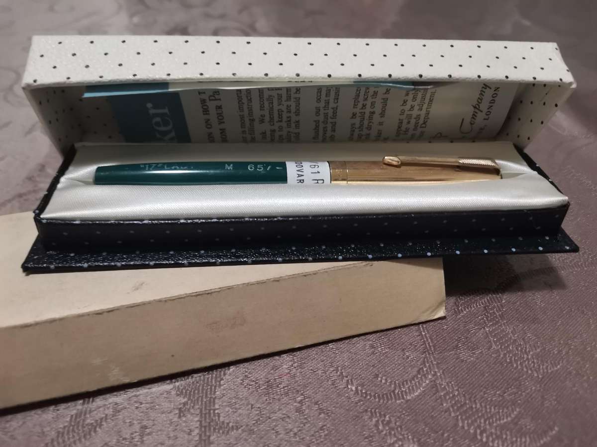 Vintage 1958 parker lady fountain pen ** like new** 1/10 12ct rolled gold cap