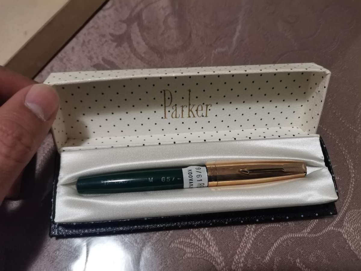 Vintage 1958 parker lady fountain pen ** like new** 1/10 12ct rolled gold cap