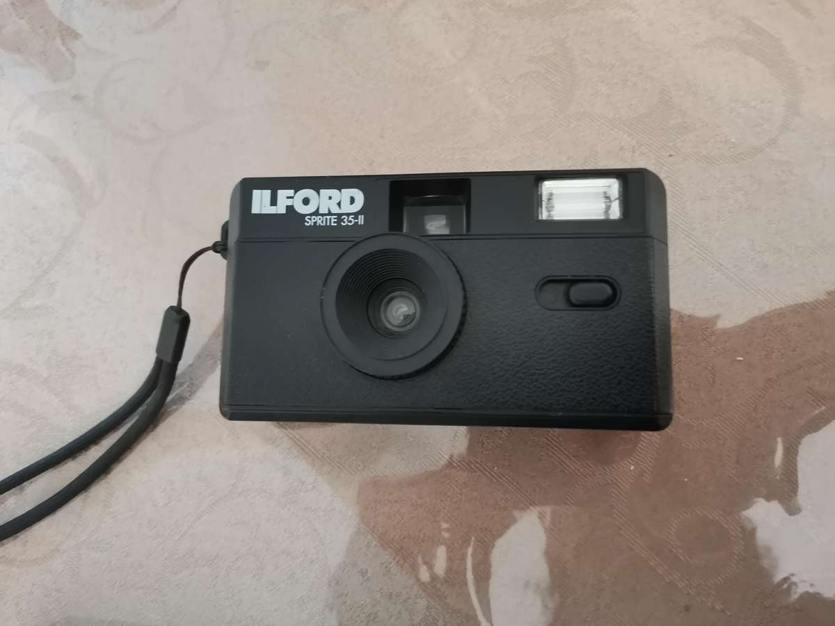 Ilford sprite 35-ll 35mm film Camera and ilford multigrade filters set