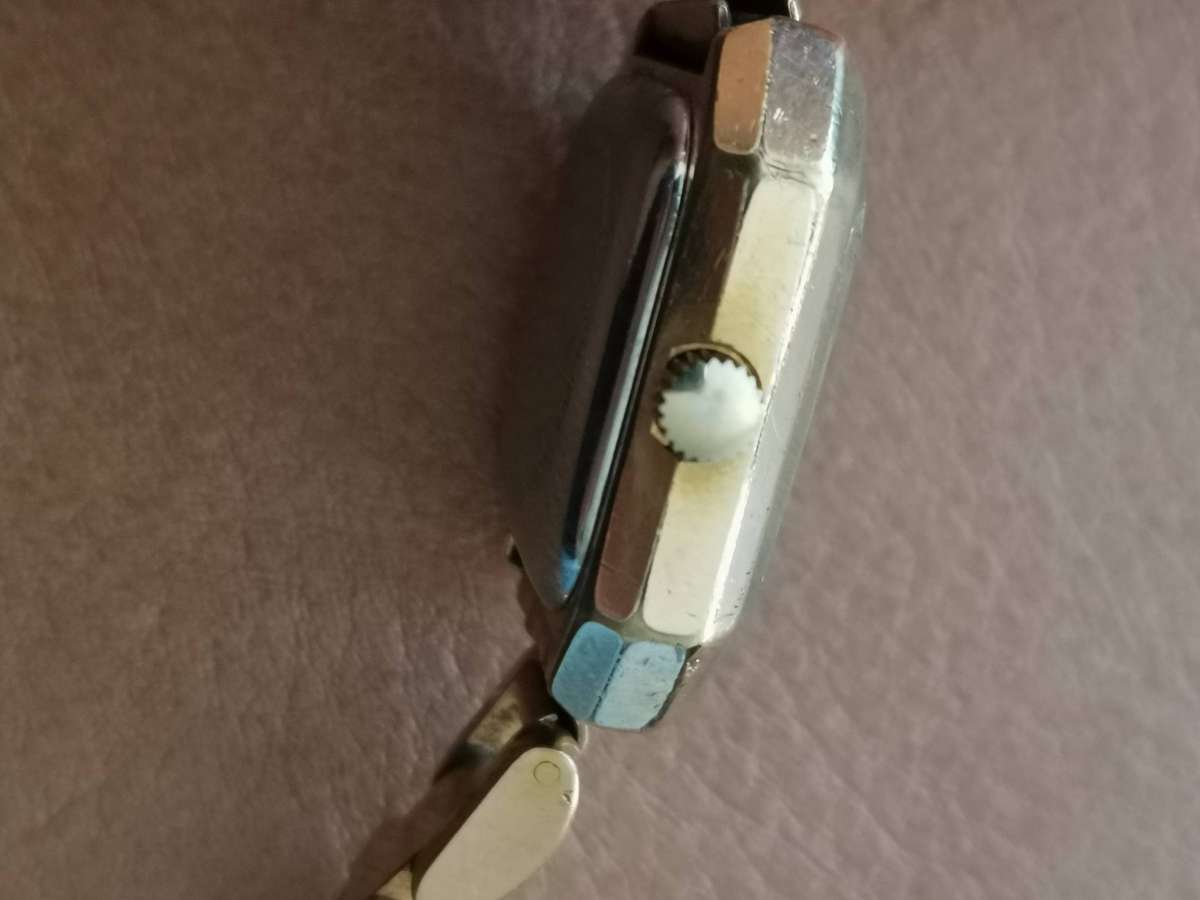Vintage ENICAR ladies Swiss mechanical automatic watch