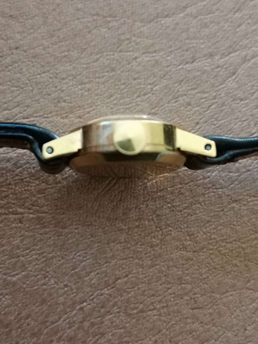 Rare ladies seiko diashock manual wind mechanical watch