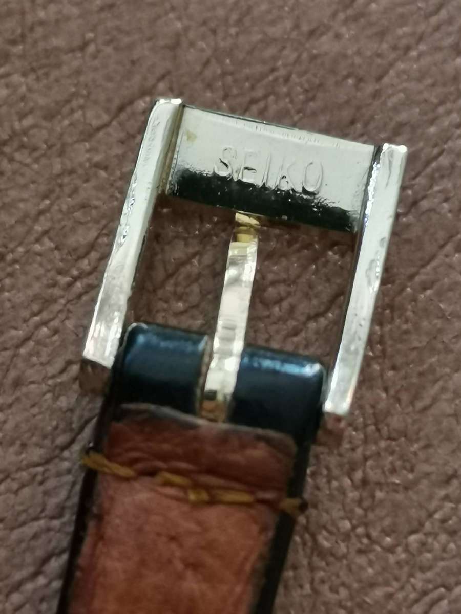 Rare ladies seiko diashock manual wind mechanical watch