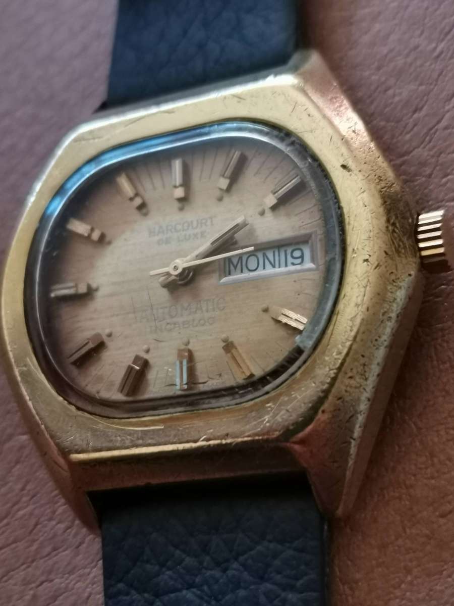 Vintage Harcourt deluxe automatic mechanical watch