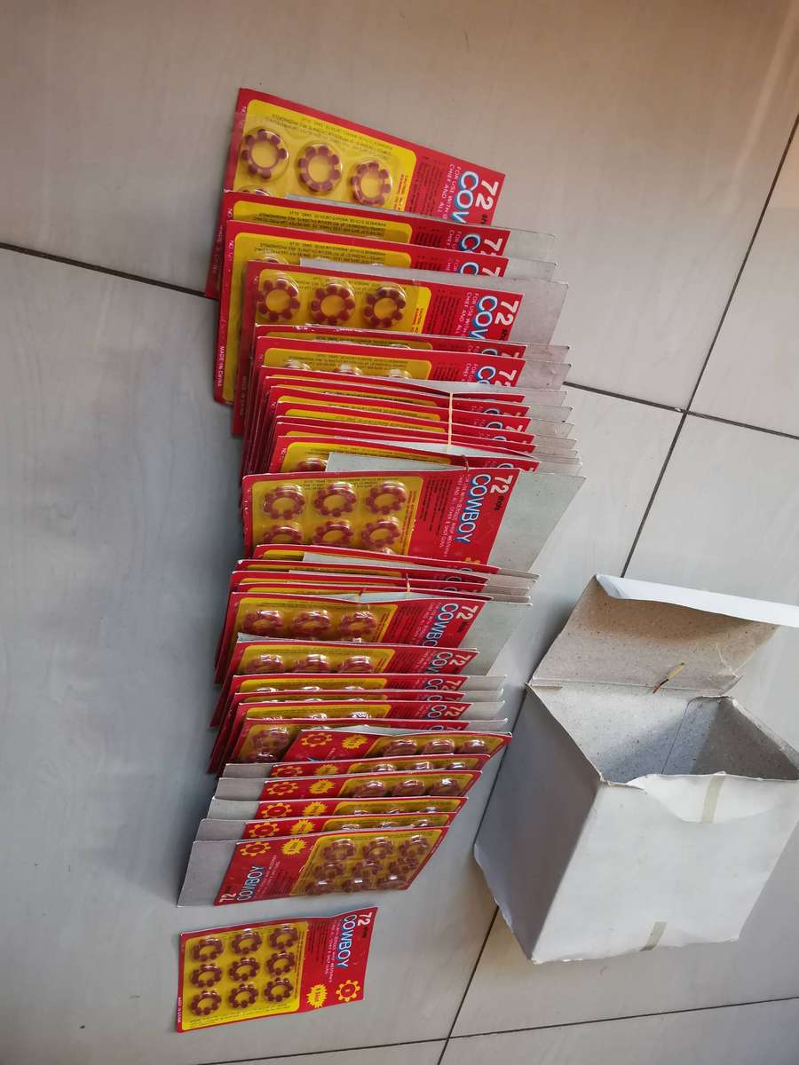 Vintage cowboy 8 shot ring caps for cap guns, one carton of 60 cards