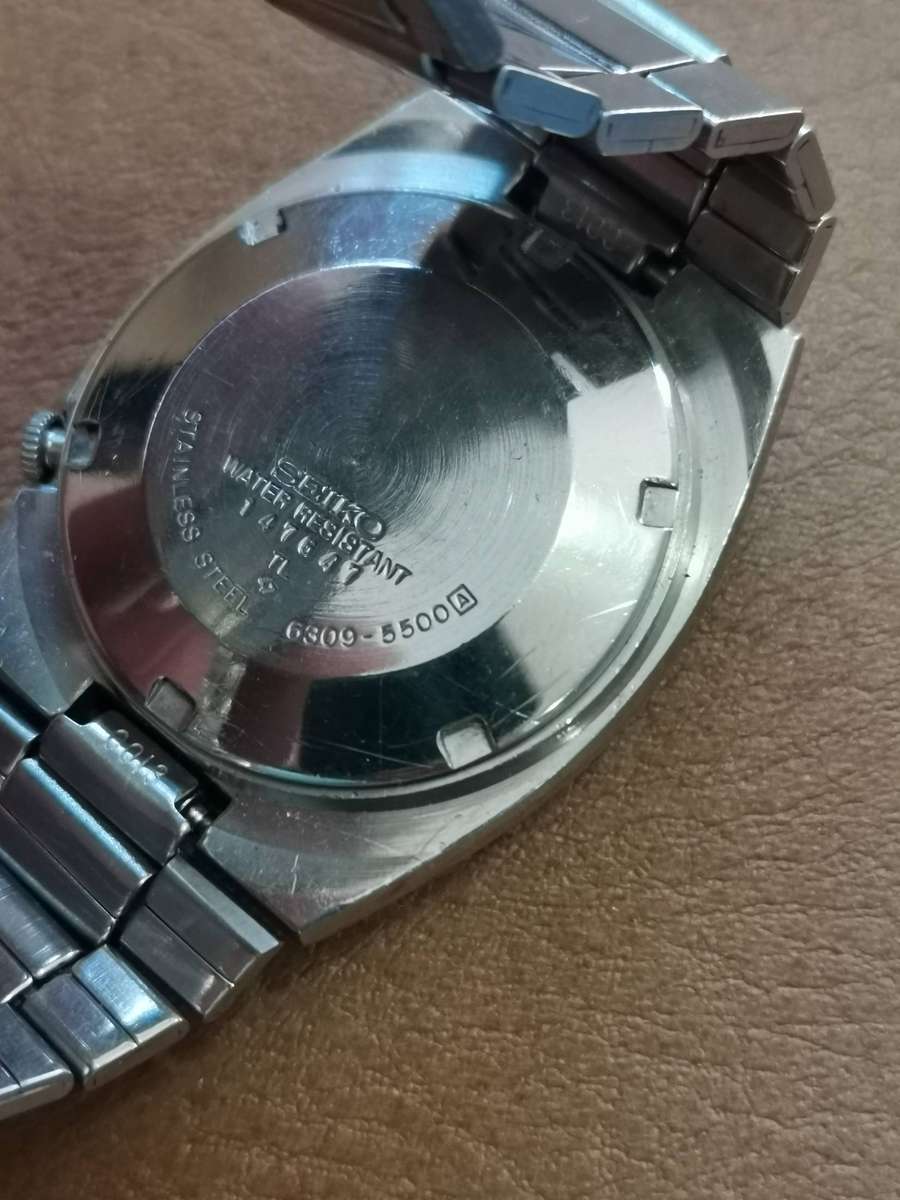 Vintage seiko 5 automatic mechanical watch
