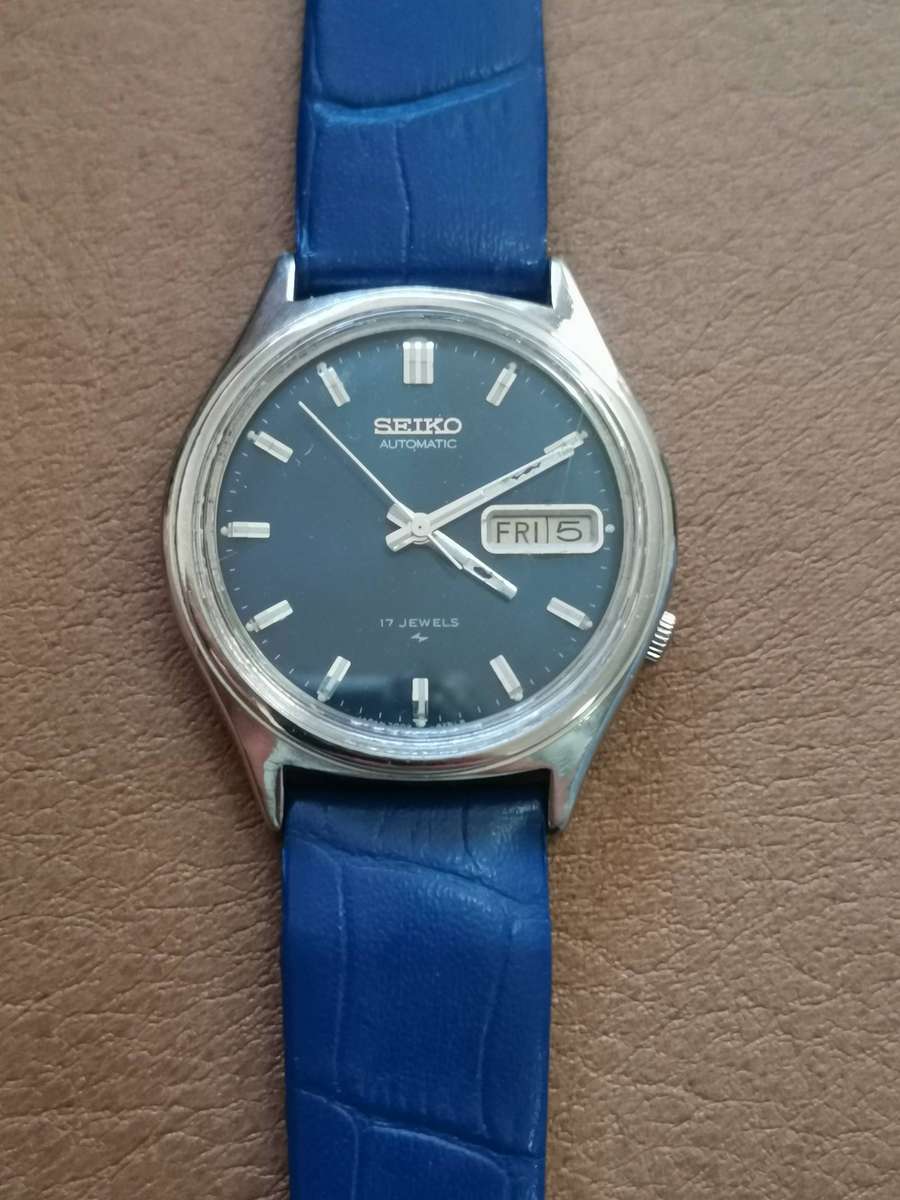 Vintage seiko automatic 17 jewels mechanical watch