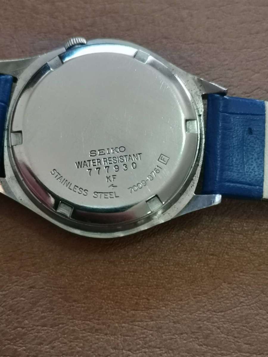 Vintage seiko automatic 17 jewels mechanical watch