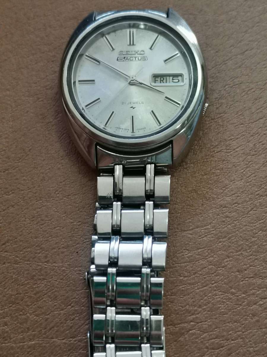 Vintage seiko 5 actus 21 jewels automatic mechanical watch