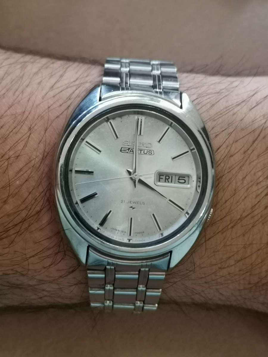 Vintage seiko 5 actus 21 jewels automatic mechanical watch