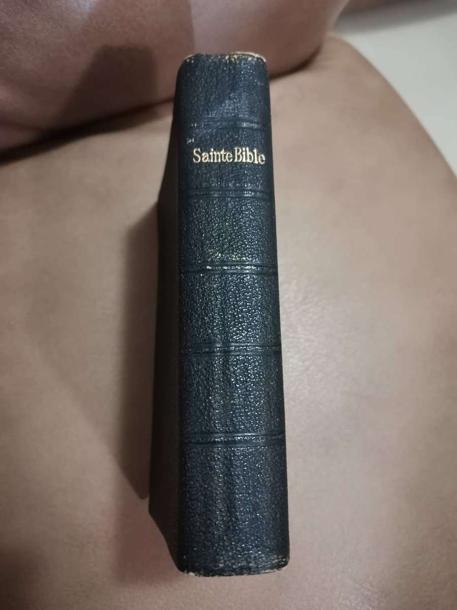 1920 Sainte Bible, superb collectible condition