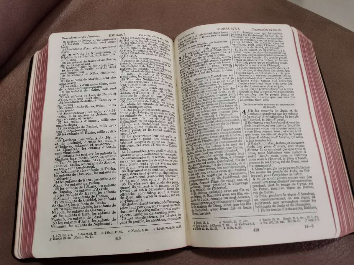 1920 Sainte Bible, superb collectible condition